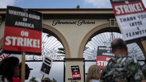 Writers Guild and Hollywood Studios Reach Tentative Agreement; No Deal Yet for Actors 