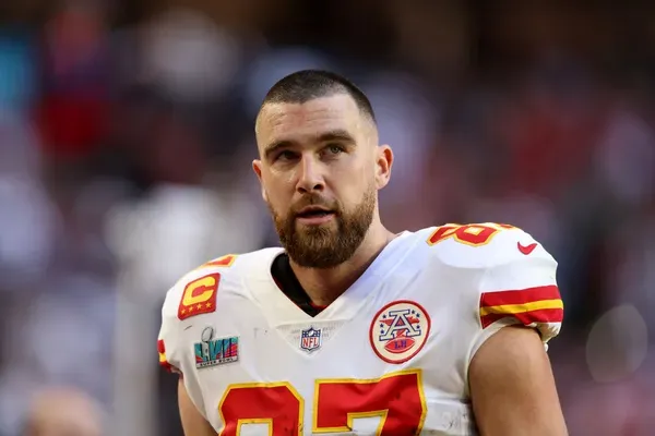 Who is Taylor Swift's New Romantic Interest, Football Star Travis Kelce?