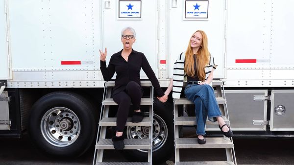 First Look: Lindsay Lohan and Jamie Lee Curtis on 'Freaky Friday 2' Set