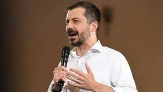 Powered-Up Pete Buttigieg Struts His Stuff in Iowa 