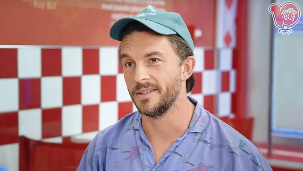 Watch: Jonathan Bailey Admits His 'Bridgerton' Gig Didn't Make Him a Better Lover