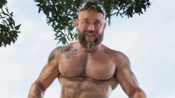 Muscle Bear Rock Biggs is a Beefy Beauty