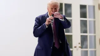 Trump Threatens Chicago With Apocalyptic Force and Pritzker Calls Him a 'Wannabe Dictator'