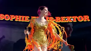 Sophie Ellis-Bextor Condemns Transphobia in the UK: “They Make Trans People Their Whole Personality”
