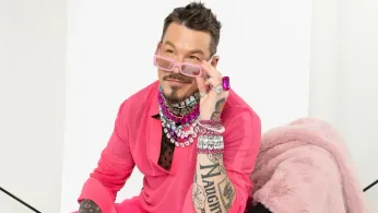 HGTV Star David Bromstad Reflects on Pioneering Gay Representation in Early Network Days