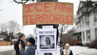 Anger and Outrage Spills Onto Minneapolis Streets After ICE Officer's Fatal Shooting of Renee Good